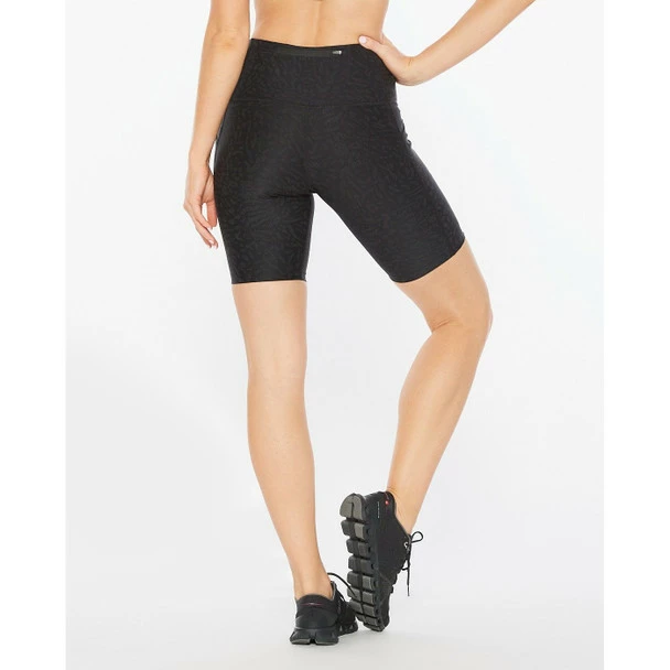 2XU Women's Aero Reflect Hi-Rise Compression Short - 2021 2 2XU Women's Aero Reflect Hi-Rise Compression Short - 2021 - Image 2