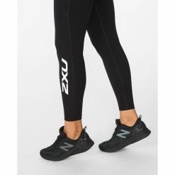 2XU Women's Form Stash Hi-Rise Compression Tights - 2022 -Women's Run Shop logo 54399.1645036328
